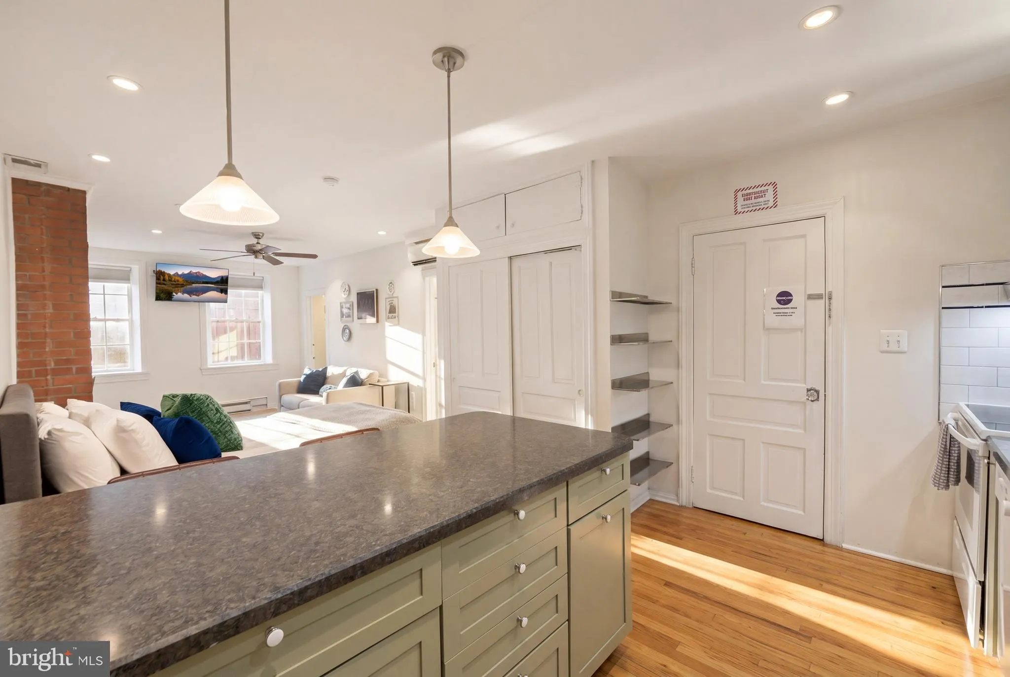 Additional image 118 of 319 C Street SE, Washington, DC 20003