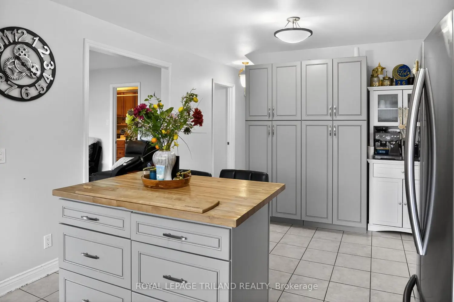 Additional image 8 of 112 Clarendon Crescent