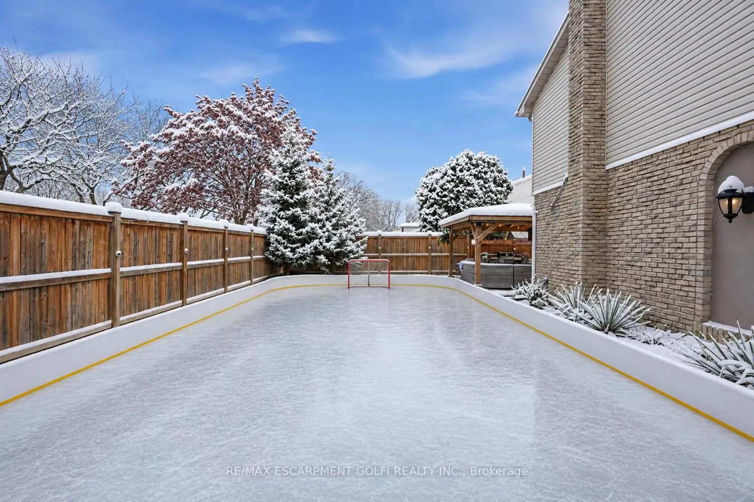 Additional image 16 of 1 Oakmeadow Place
