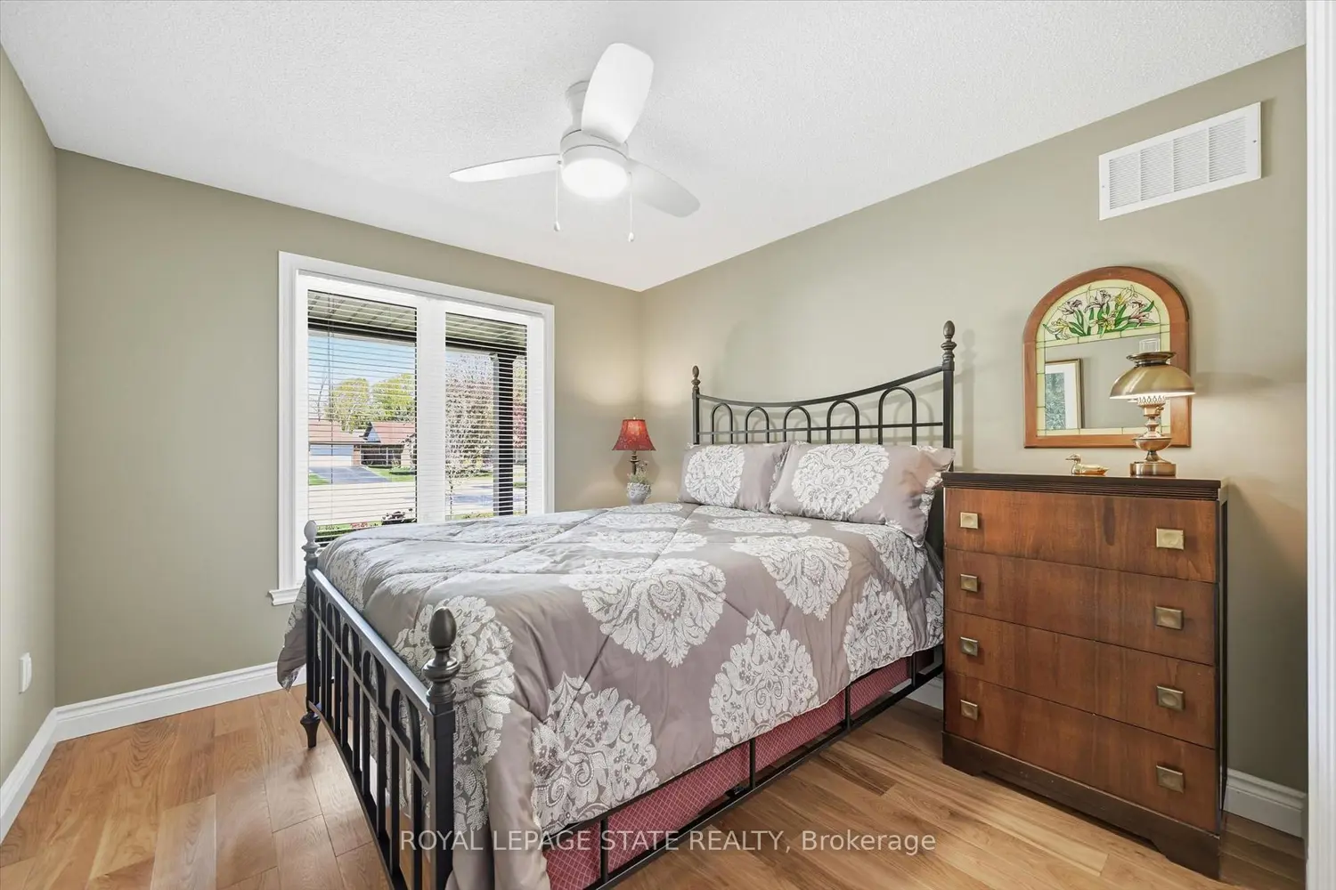 Additional image 4 of 15 Bayshore Court