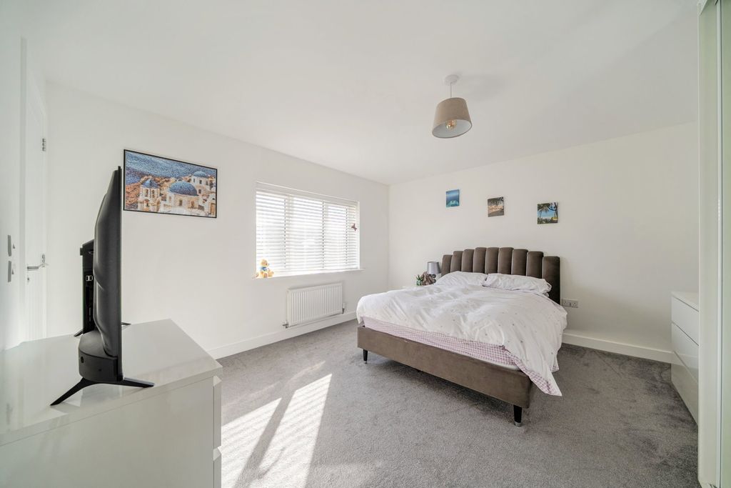 Additional image 7 of 2 bed end terrace house for saleHoo Farm Way, Minster, Ramsgate CT12