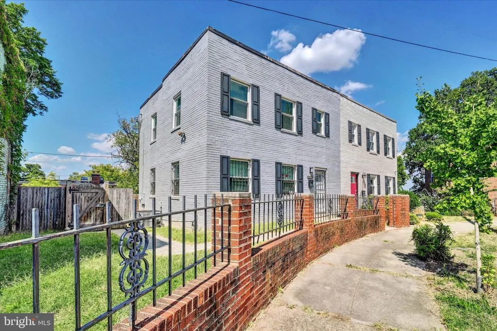 Additional image 3 of 2336 Payne Terrace SE, Washington, DC 20020