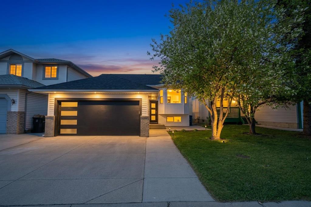215 Del Ray Road NE, Calgary, AB, T1Y 6V9