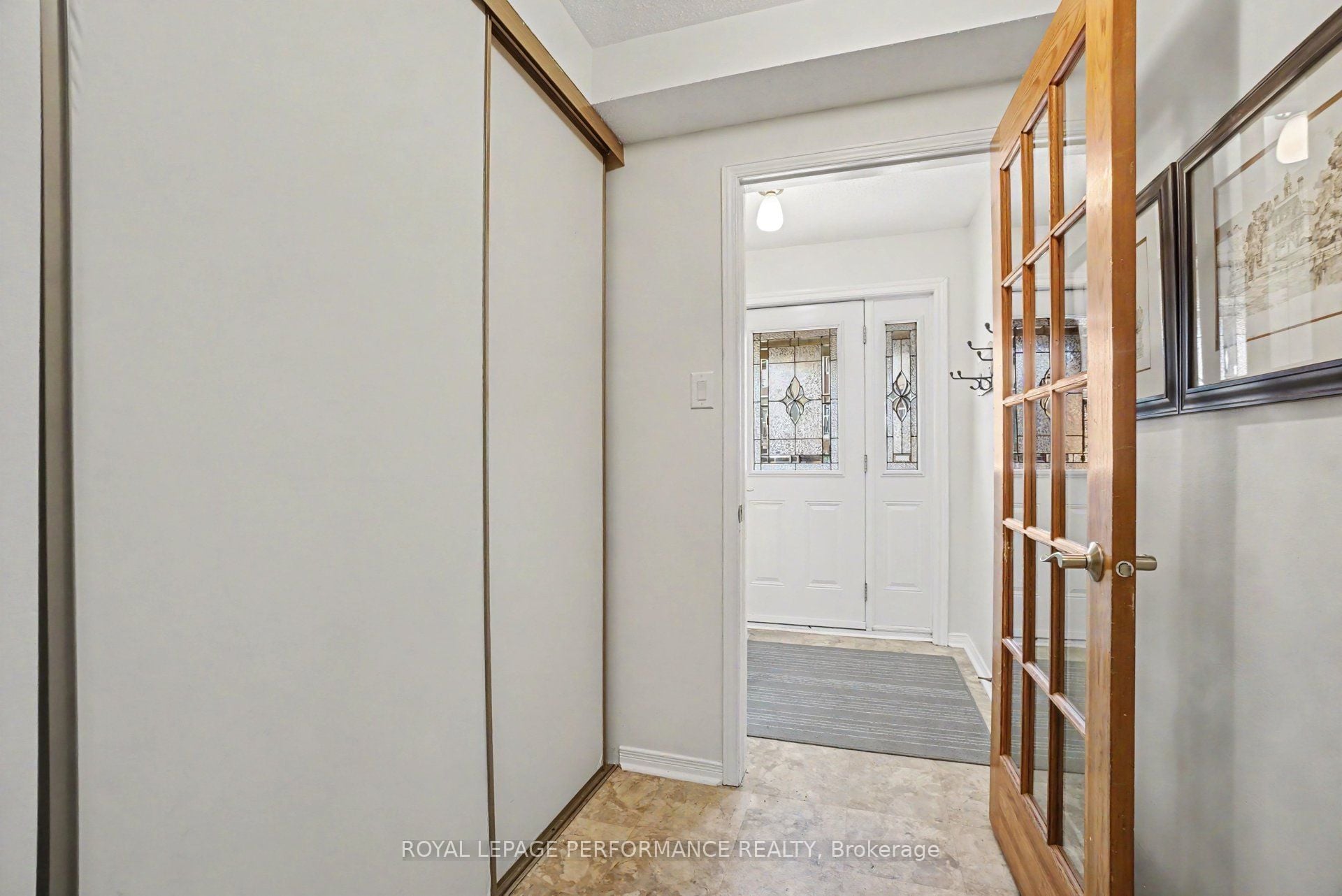 Additional image 3 of 17-34 Huntview Private, Ottawa, ON, K1V 0M5