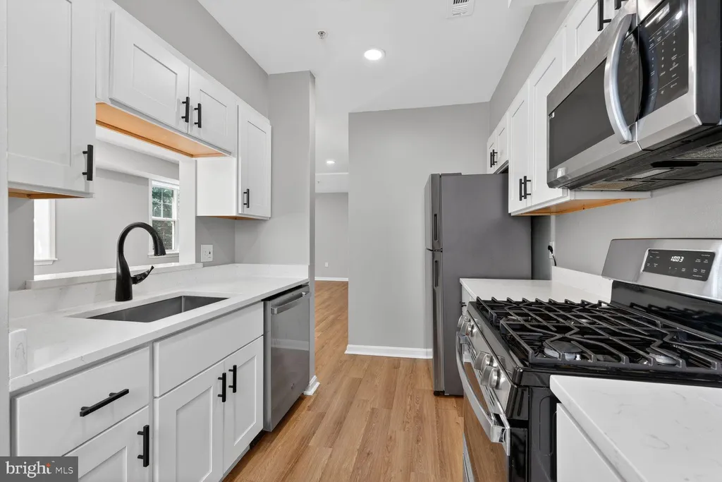 Additional image 11 of 1008 Rittenhouse Street NW Unit 15, Washington, DC 20011