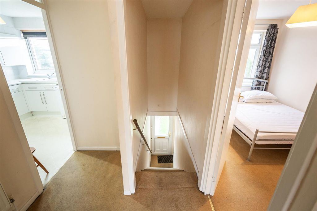 Additional image 16 of 2 bed maisonette for salePentregethin Road, Cwmbwrla, Swansea SA5