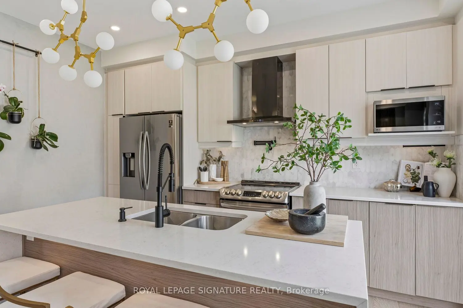 Additional image 4 of 34 Broden Crescent