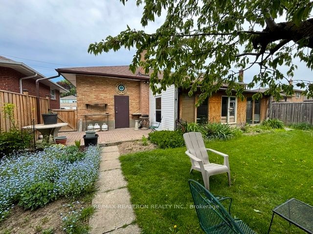 Additional image 6 of 97 Overbrook Place, Toronto, ON, M3H 4P5