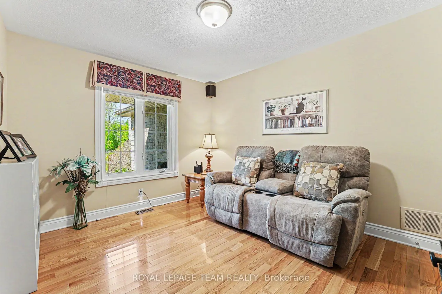 Additional image 13 of 28 Kimberly Avenue