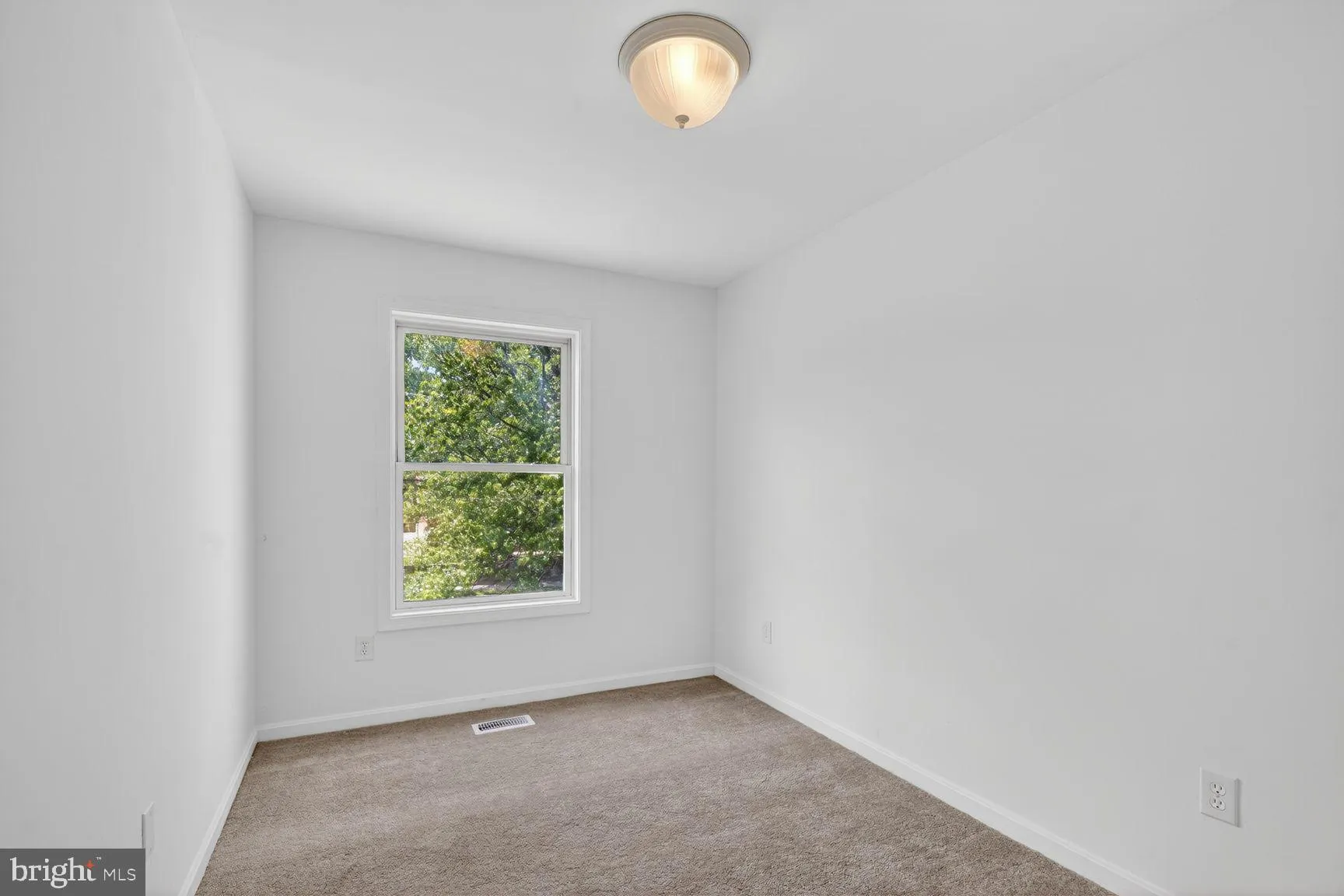 Additional image 40 of 227 54th Street NE, Washington, DC 20019