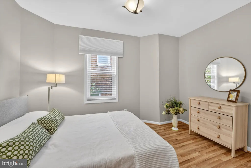 Additional image 18 of 719 5th Street NE Unit 3, Washington, DC 20002