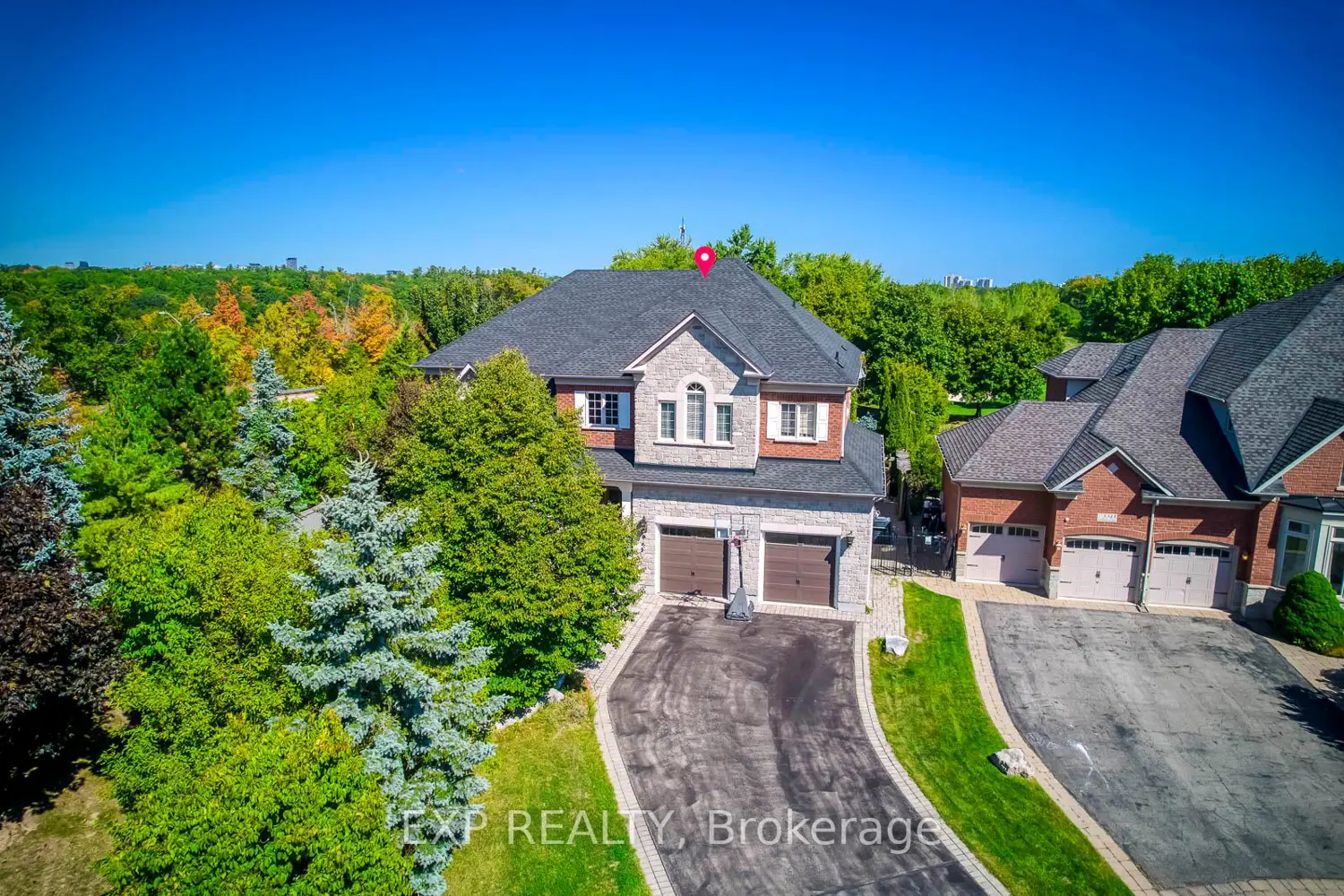 530 Golfview Court