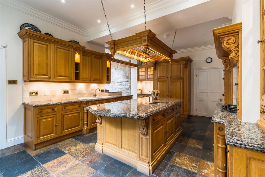 Additional image 18 of 5 bed detached house for saleVicarage Lane, Dore, Sheffield S17