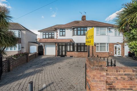 Sandhurst Road, Bexley, Kent DA5
