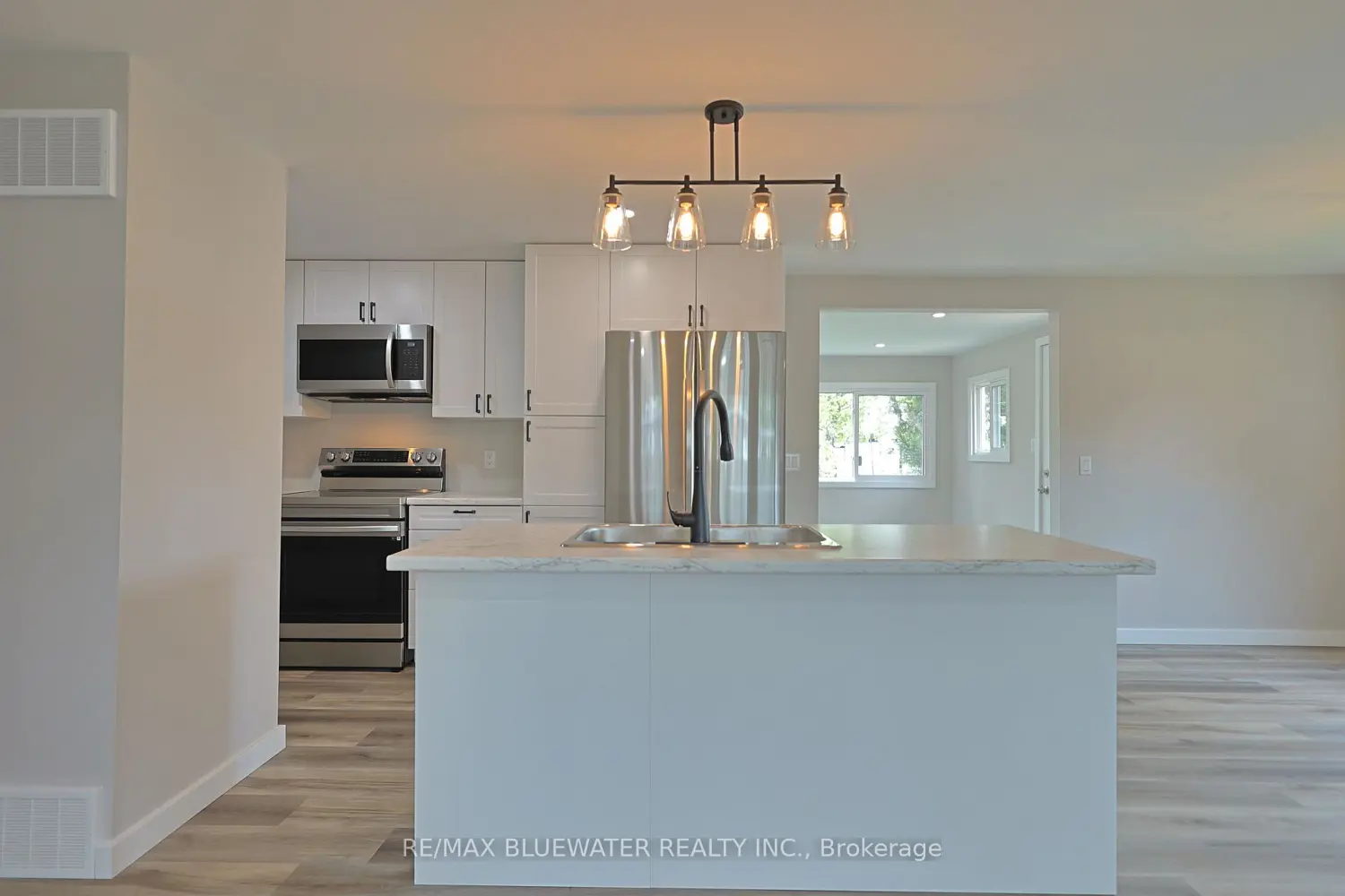 Additional image 3 of 179 Pebble Beach Parkway