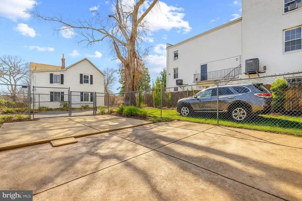 2505 Naylor Road SE, Washington, DC 20020