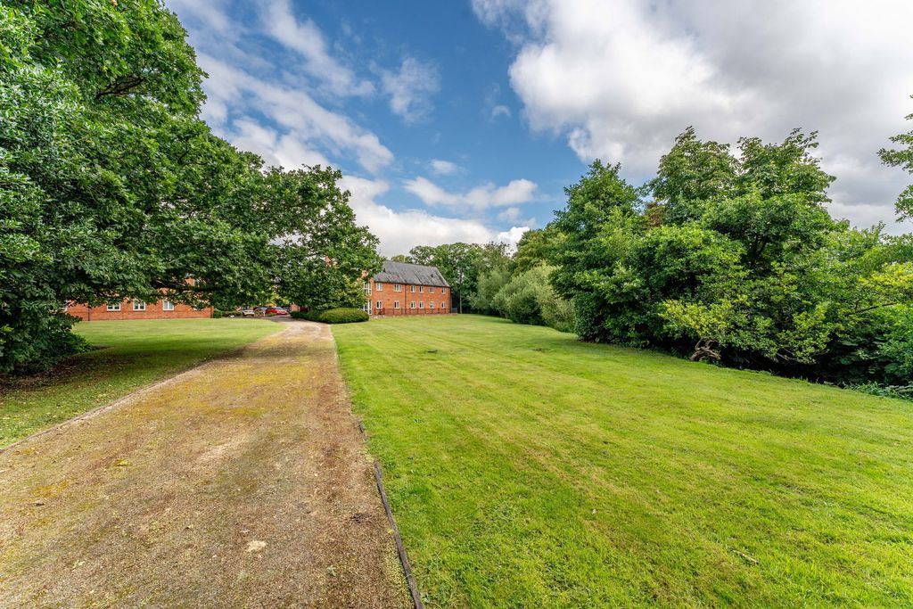 Additional image 37 of 2 bed flat for saleFowke Street, Rothley LE7