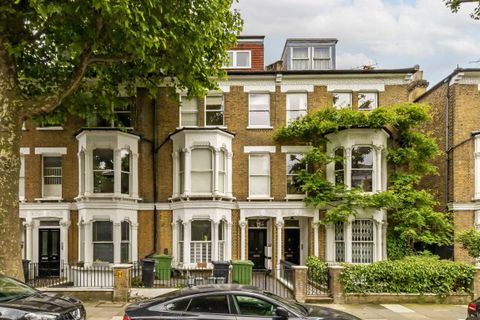 Cromwell Grove, Brook Green W6