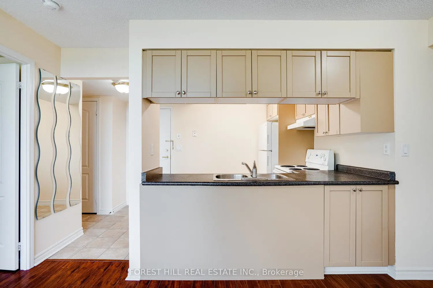 Additional image 16 of 745 New Westminster Drive 608