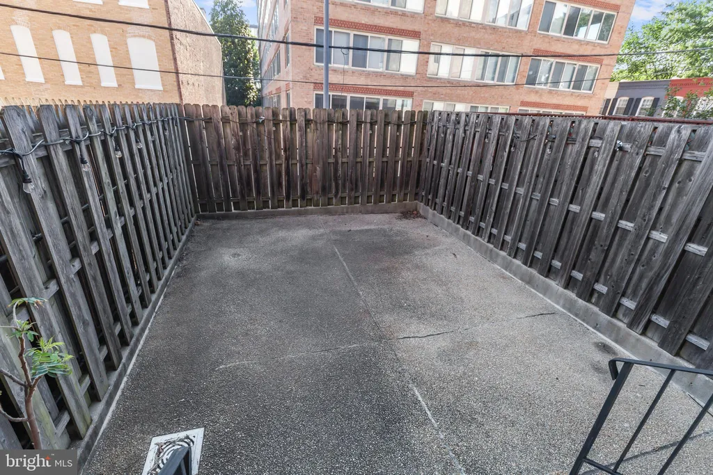 Additional image 23 of 900 24th Street NW Unit K, Washington, DC 20037