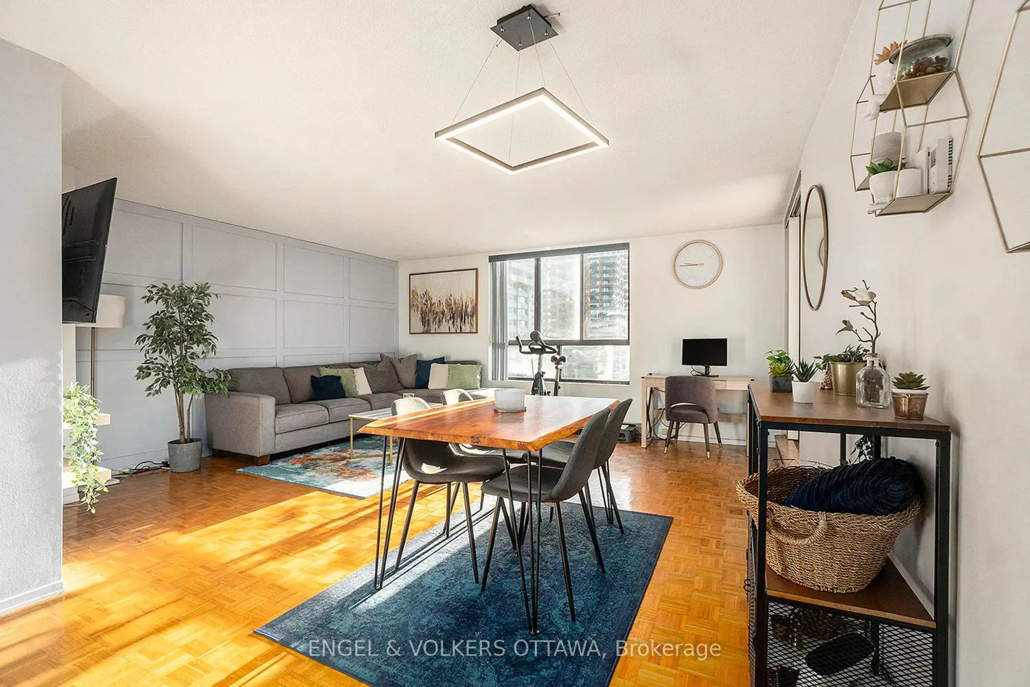 Additional image 6 of 475 Laurier Avenue 907