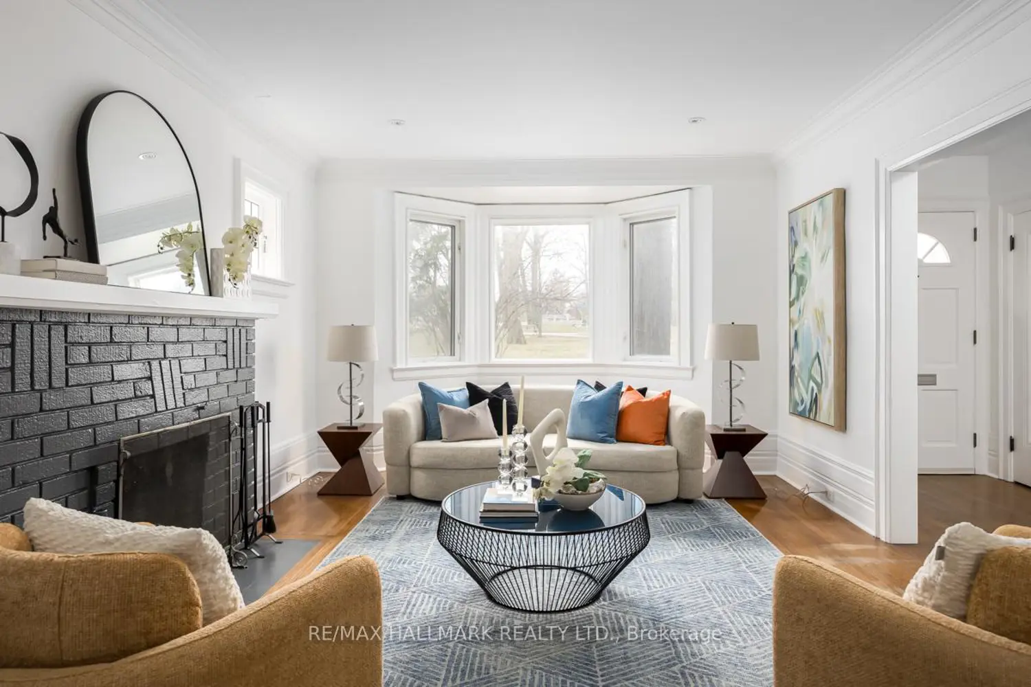 167 Welland Avenue photo 4