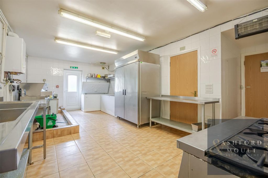 Additional image 32 of 4 bed flat for saleMain Street, Calverton, Nottingham NG14