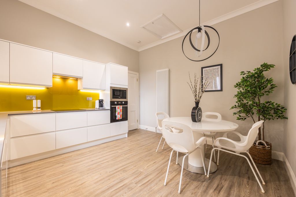 Additional image 6 of 2 bed flat for sale2 Golf Course Road, Bonnyrigg EH19