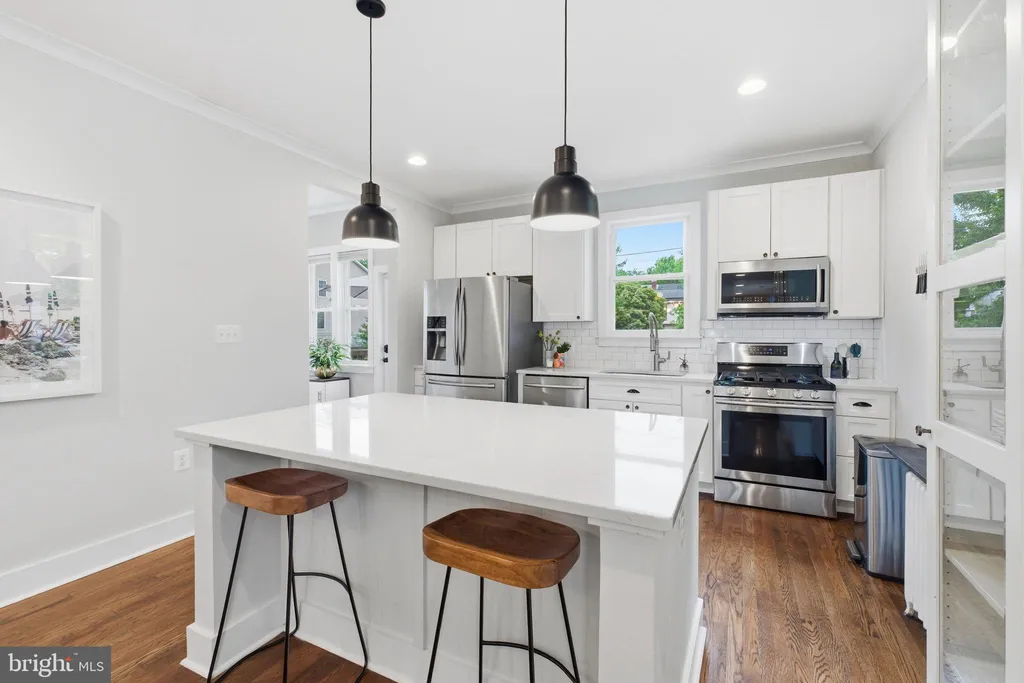 Additional image 11 of 2211 R Street SE, Washington, DC 20020