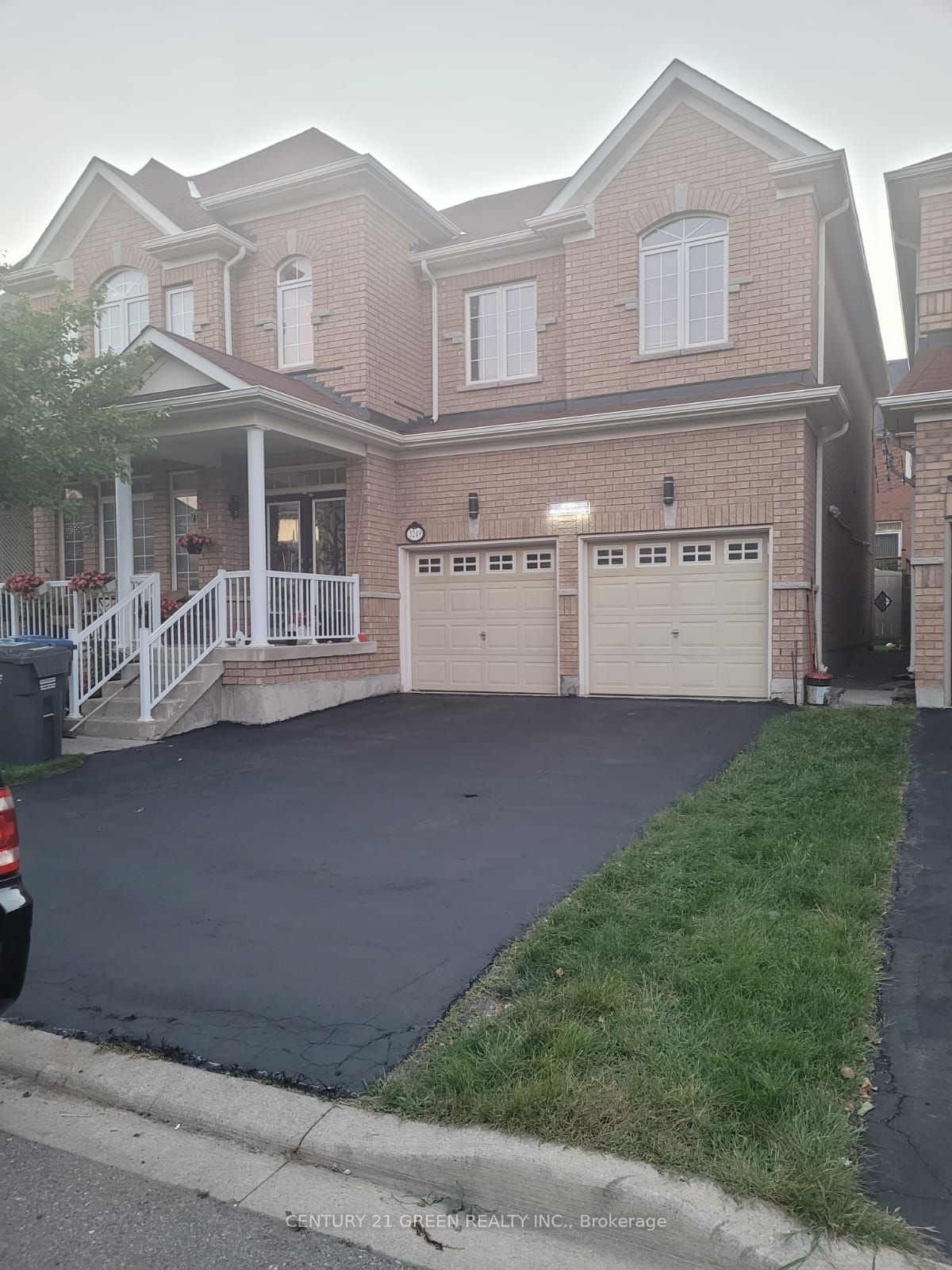 BSMT-3249 Paul Henderson Drive, Mississauga, ON, L5M 0H5