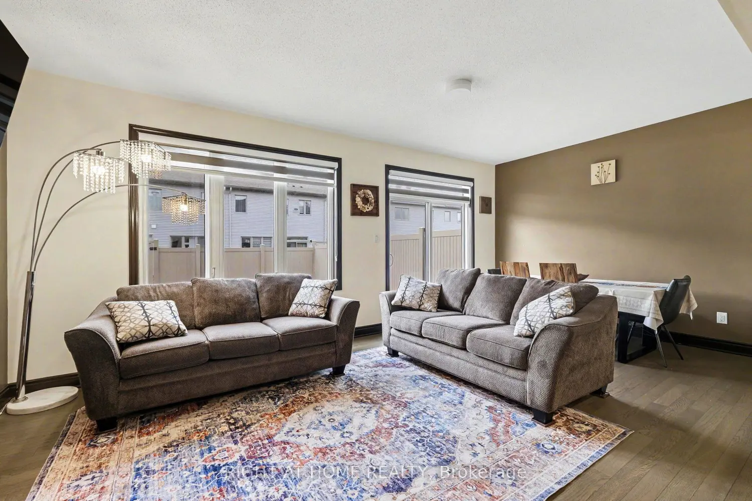 608 Fenwick Way photo 3