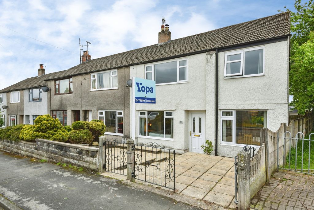 3 bed end terrace house for salePenny Stone Road, Lancaster LA2