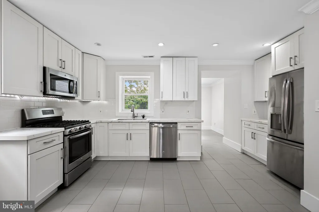 Additional image 4 of 5128 H Street SE, Washington, DC 20019