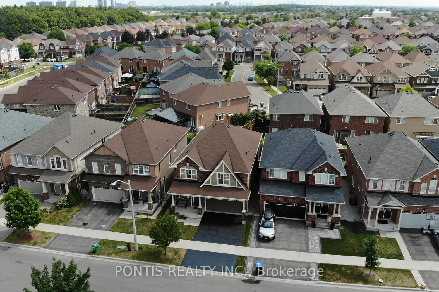 Additional image 19 of 25 Francis Lundy Street