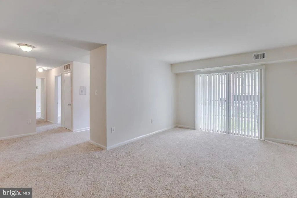 229 43rd Road NE, Washington, DC 20019 photo 5
