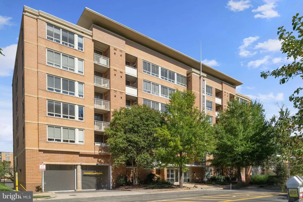 Additional image 64 of 355 I Street SW Unit S104, Washington, DC 20024