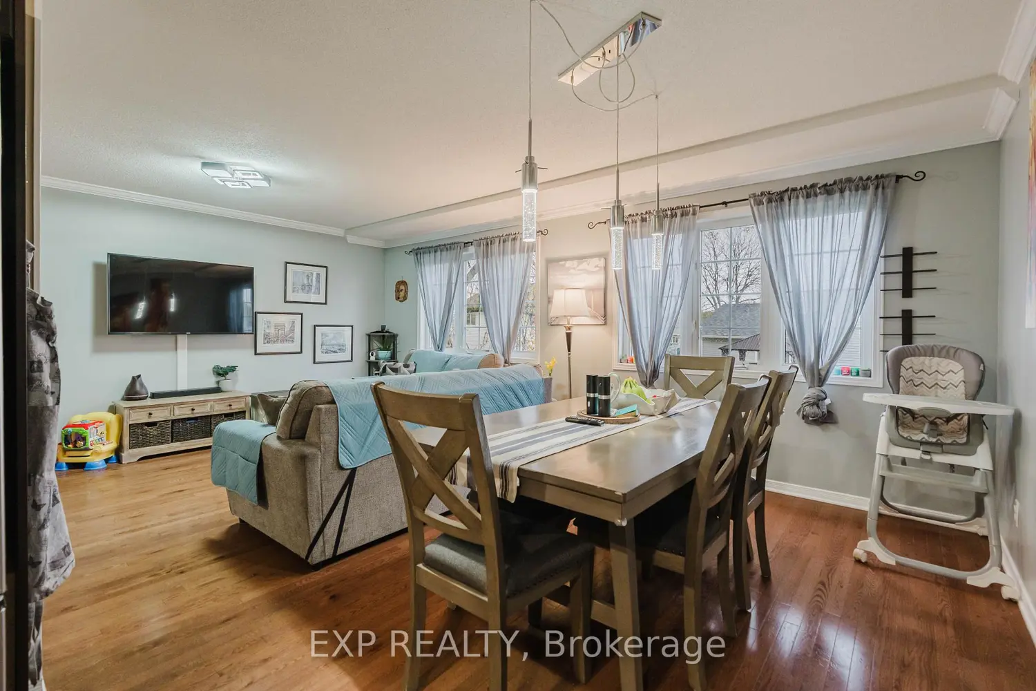 939 Payer Street photo 5