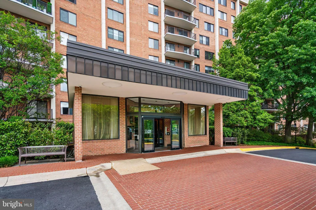 3101 New Mexico Avenue NW Unit 817, Washington, DC 20016
