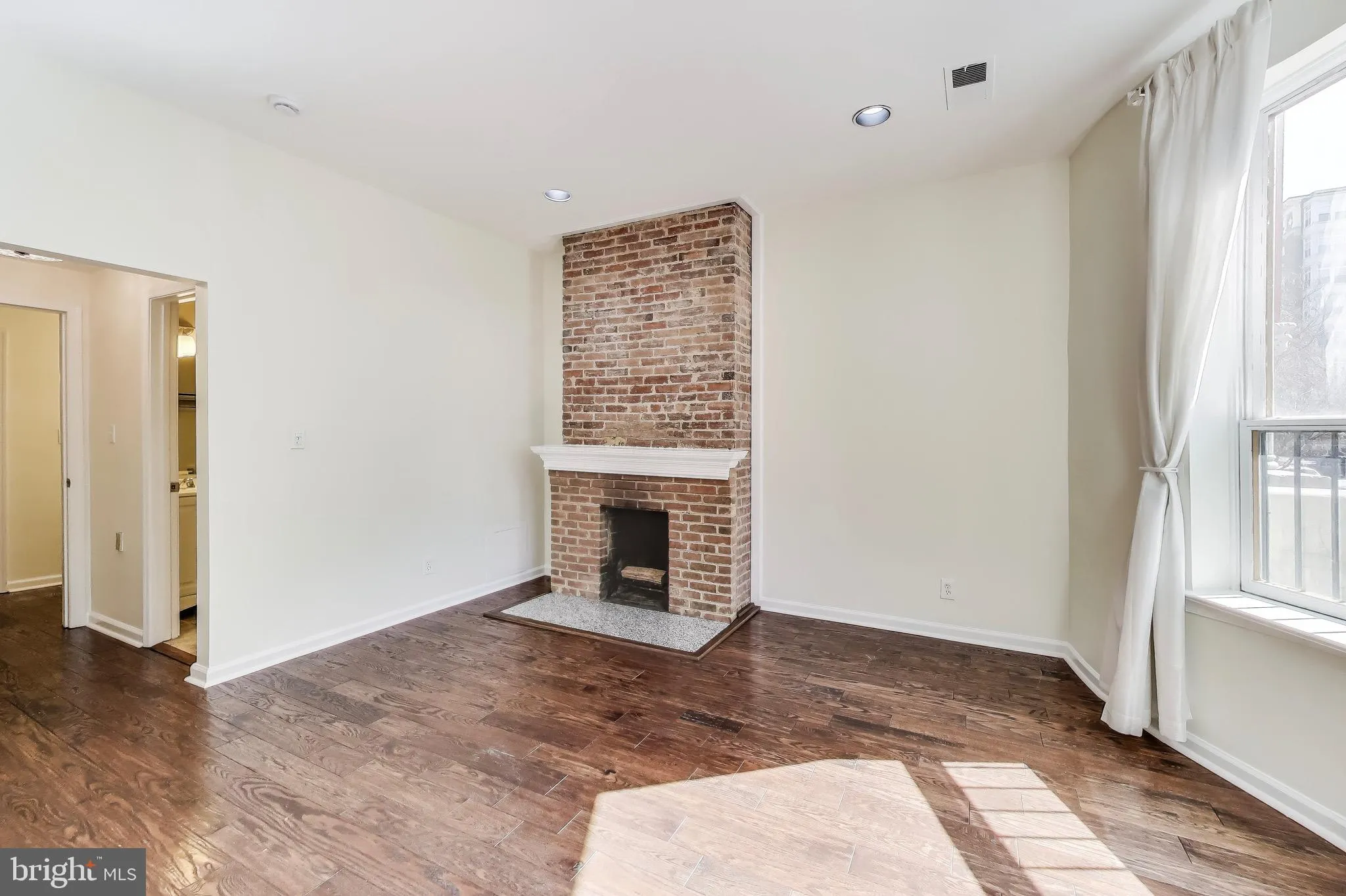 Additional image 21 of 1625 S Street NW Unit 1, Washington, DC 20009