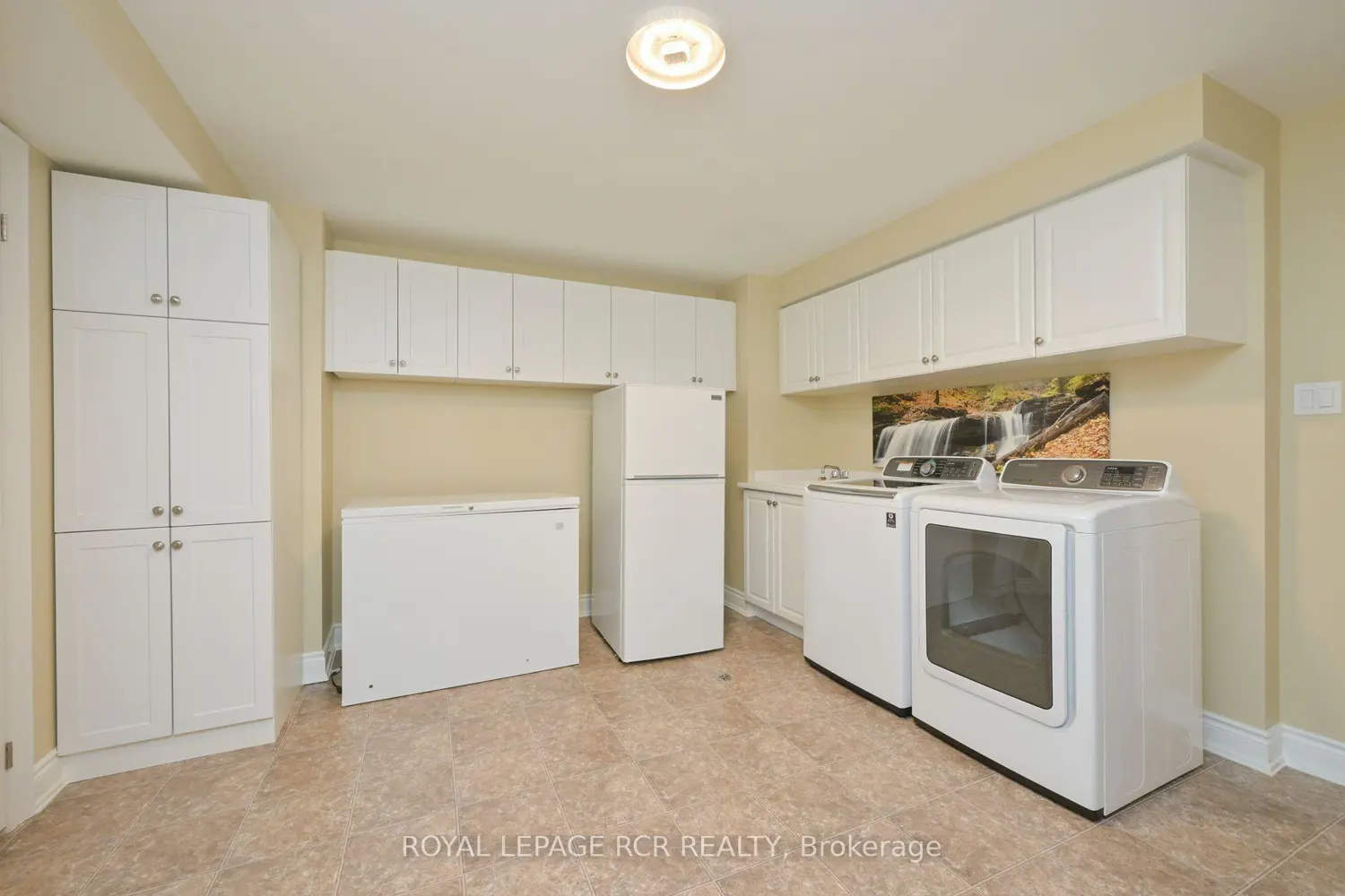 Additional image 16 of 45 Hillcrest Drive