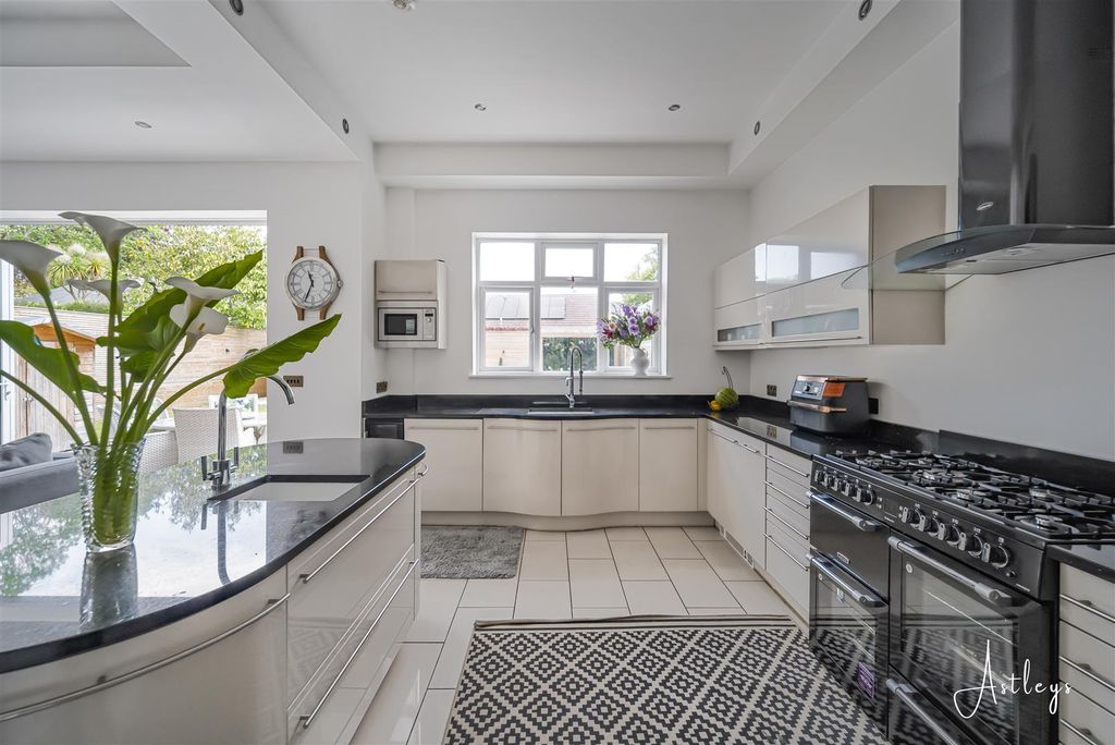 Additional image 22 of 5 bed detached house for saleSouthward Lane, Langland, Swansea SA3