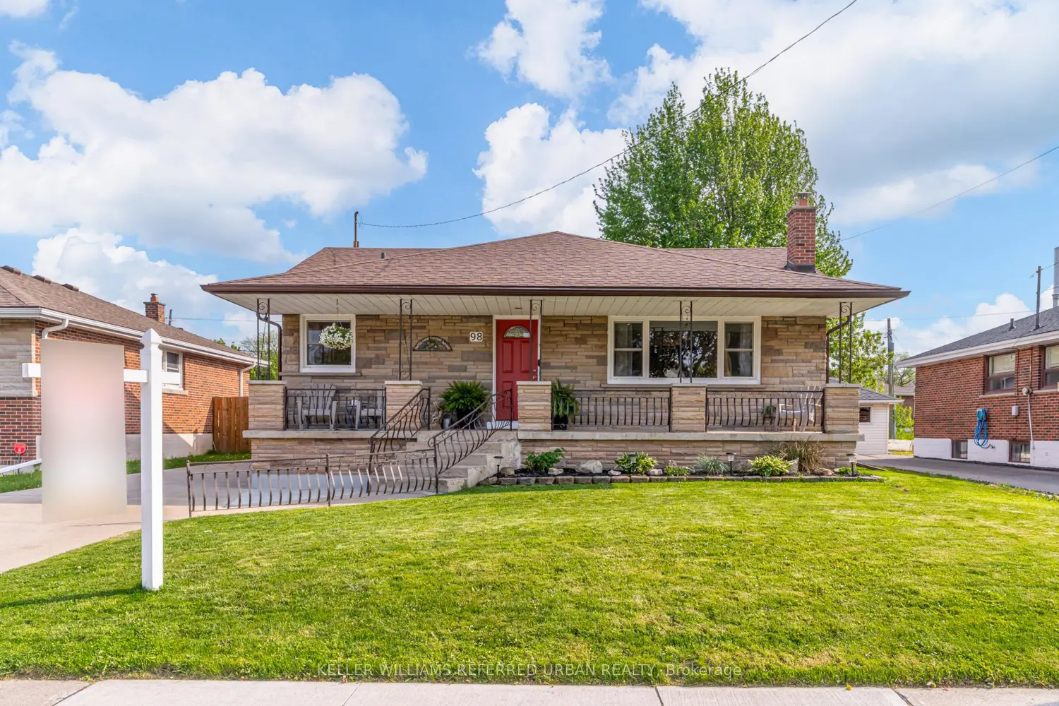 98 Duncombe Drive