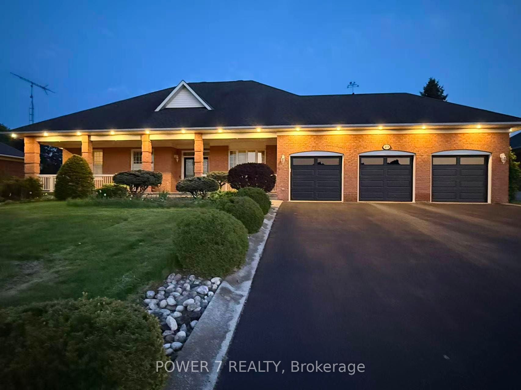 49 Pettet Road, Whitchurch-stouffville, ON, L4A 3J2