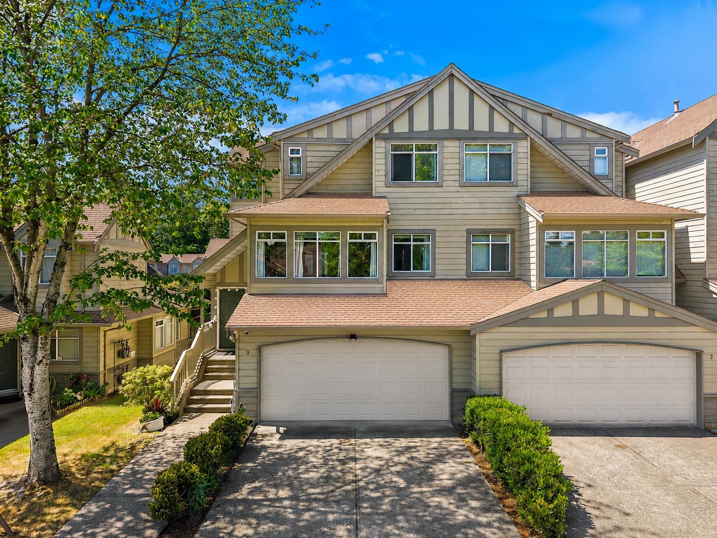 3-10238 155a Street, Surrey, BC, V3R 0V8