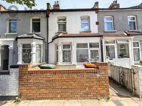 St. Martin's Avenue, East Ham E6
