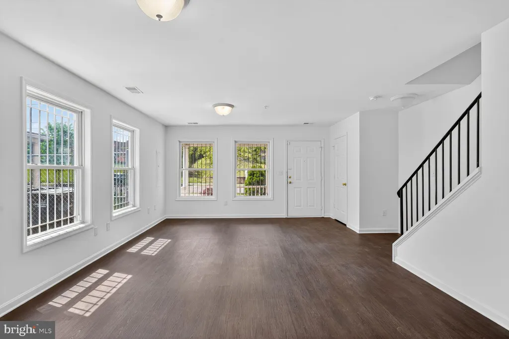 Additional image 10 of 227 54th Street NE, Washington, DC 20019