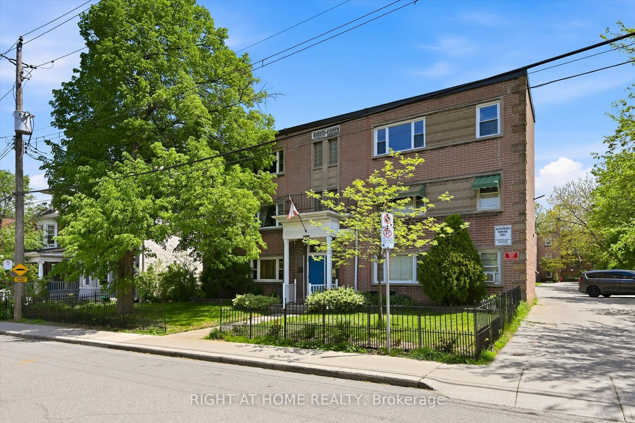 Additional image 2 of 28-137 Emerald Street S, Hamilton, ON, L8N 2V4