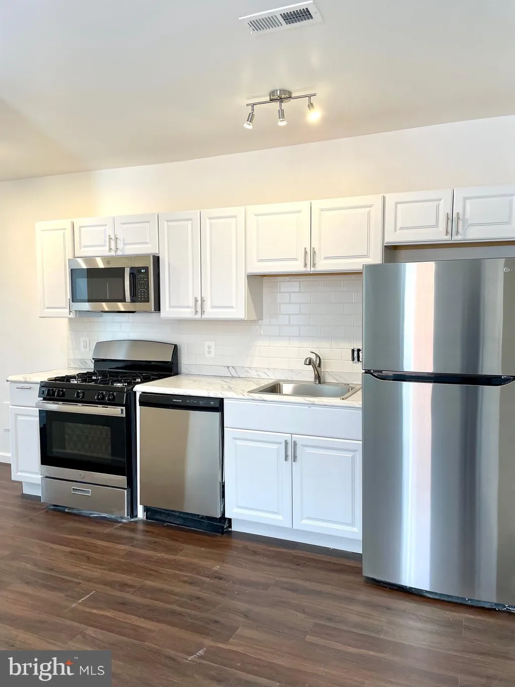 Additional image 2 of 1838 C Street SE Unit 2, Washington, DC 20003