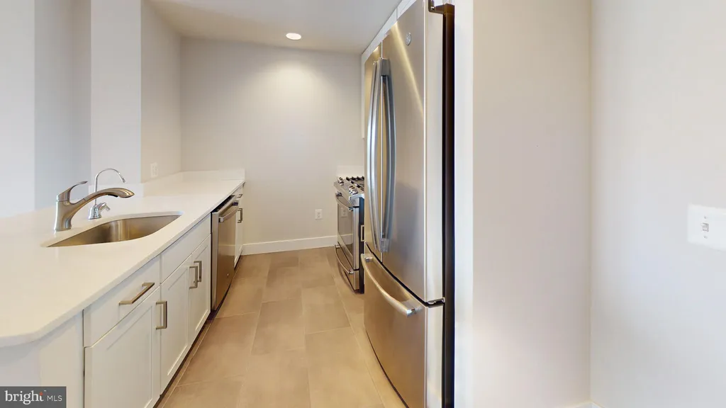 50 Florida Avenue NE Unit 823, Washington, DC 20002 photo 4