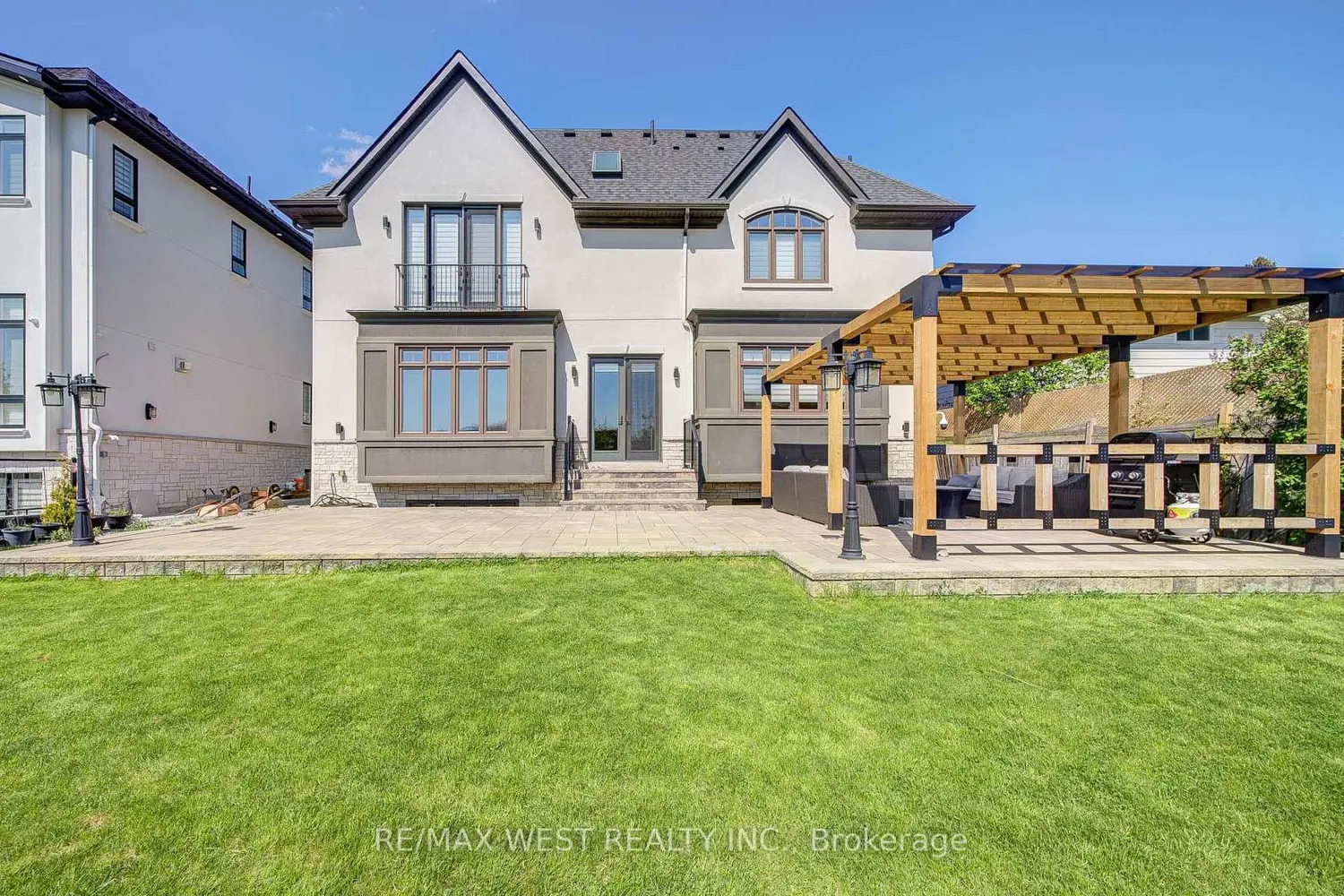 Additional image 19 of 2194 Haygate Crescent